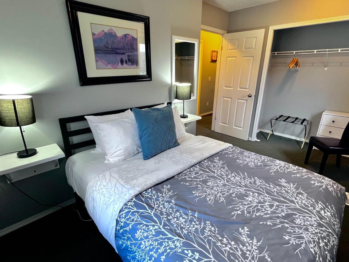 Canadian Rockies Chalets Canmore Zewnętrze zdjęcie