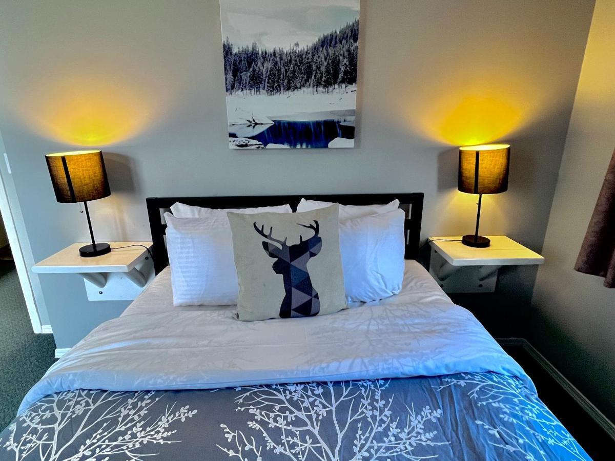 Canadian Rockies Chalets Canmore Zewnętrze zdjęcie